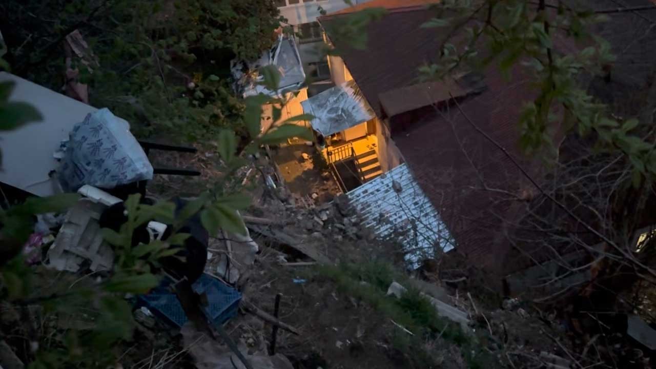 Toprak kayması sonucu 6 binaya tahliye kararı! Bina sakinleri isyan etti