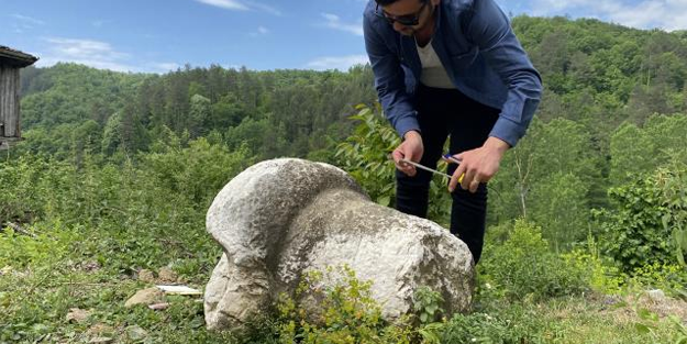 Toprak kaymasıyla koca bir taş aniden fırladı, herkesi şok etti! Ne olduğu yetkililer gelince anlaşıldı