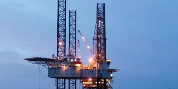 Topraklarından fışkıran petrolü Türkiye'ye teklif eden ülke ilan etti: Ankara ile anlaştık