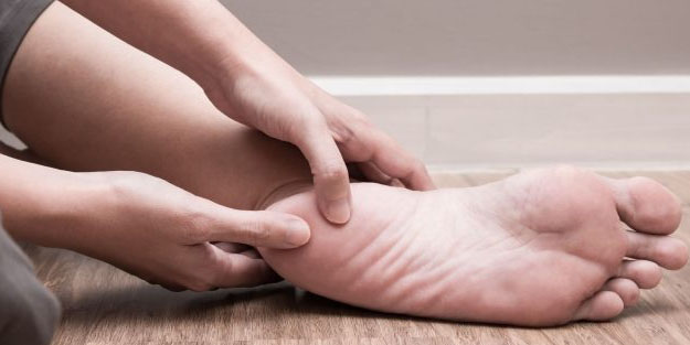 Topuk dikeni ile başa çıkmanın yöntemleri