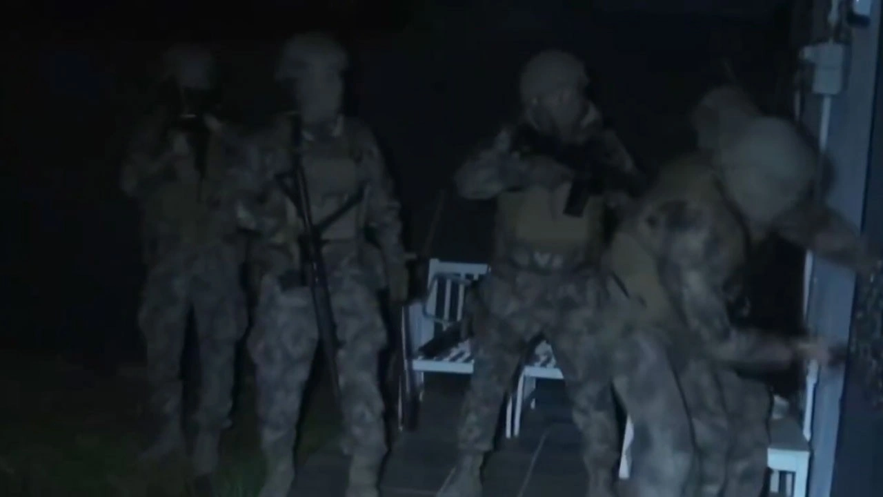 Torbacılara şafak operasyonu! Gözaltılar var