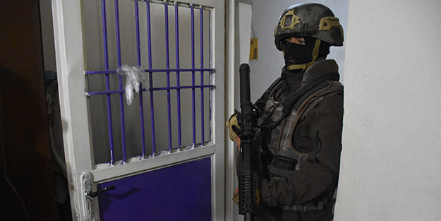 Torbacılara şafak operasyonu