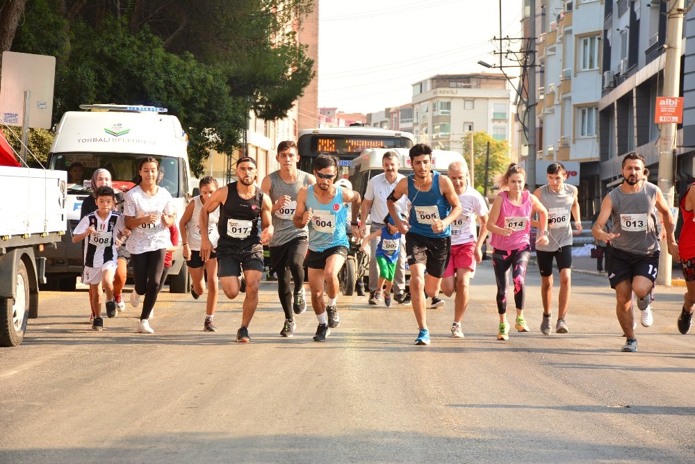 Torbalı, ‘kurtuluş’ için koştu 