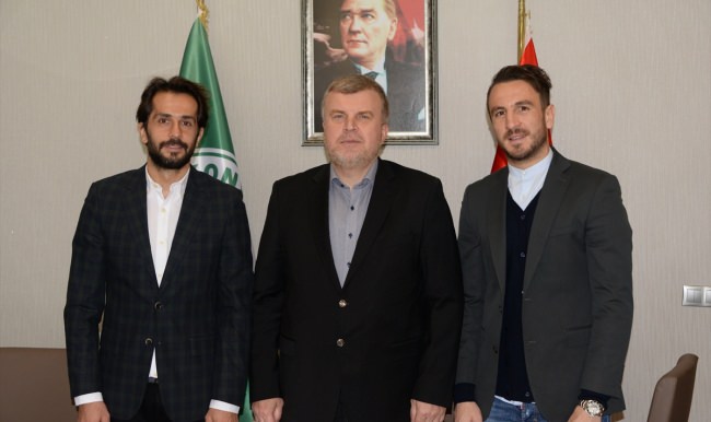 Torku Konyaspor'da çifte imza
