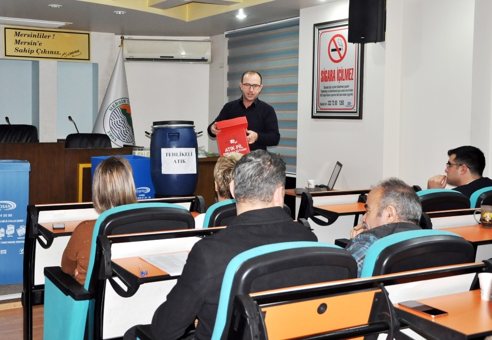 Toroslar Belediyesi personeline ’sıfır atık’ eğitimi 
