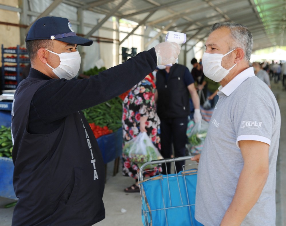 Toroslar Belediyesinden semt pazarlarında korona virüs önlemi 