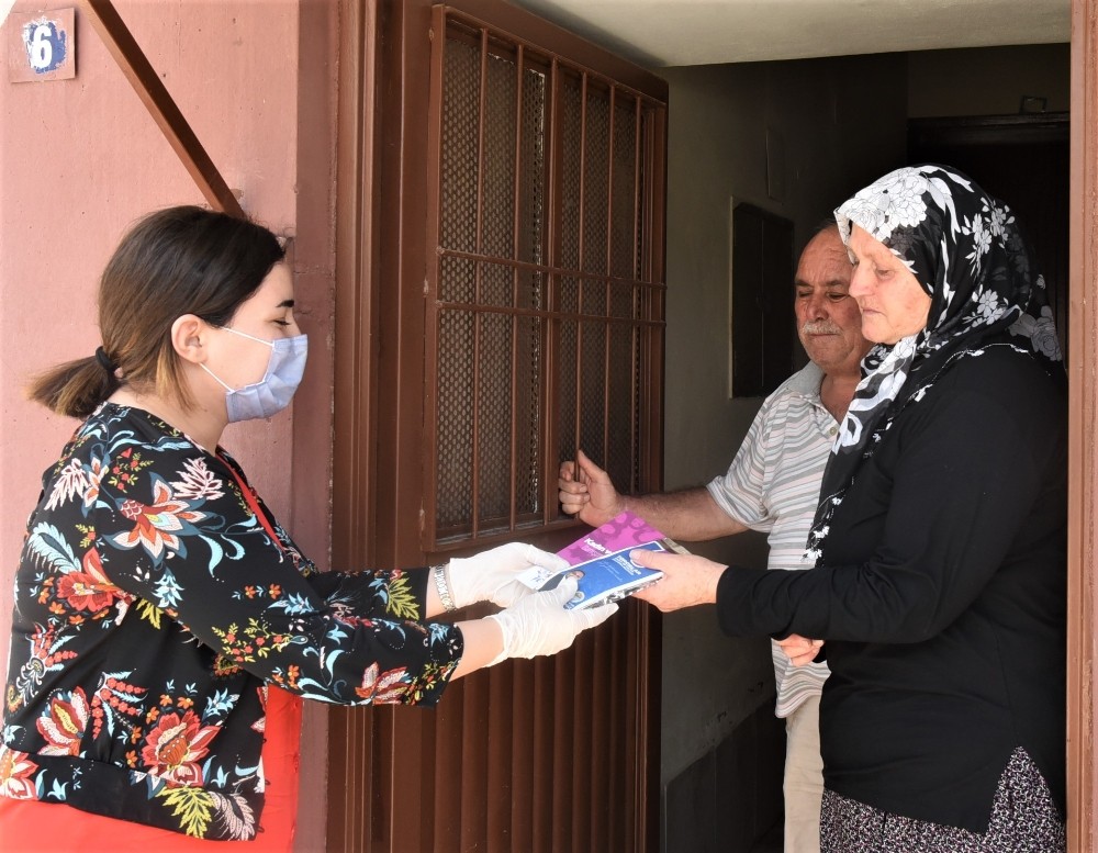 Toroslar Belediyesi’nden vatandaşa bayram kahvesi 
