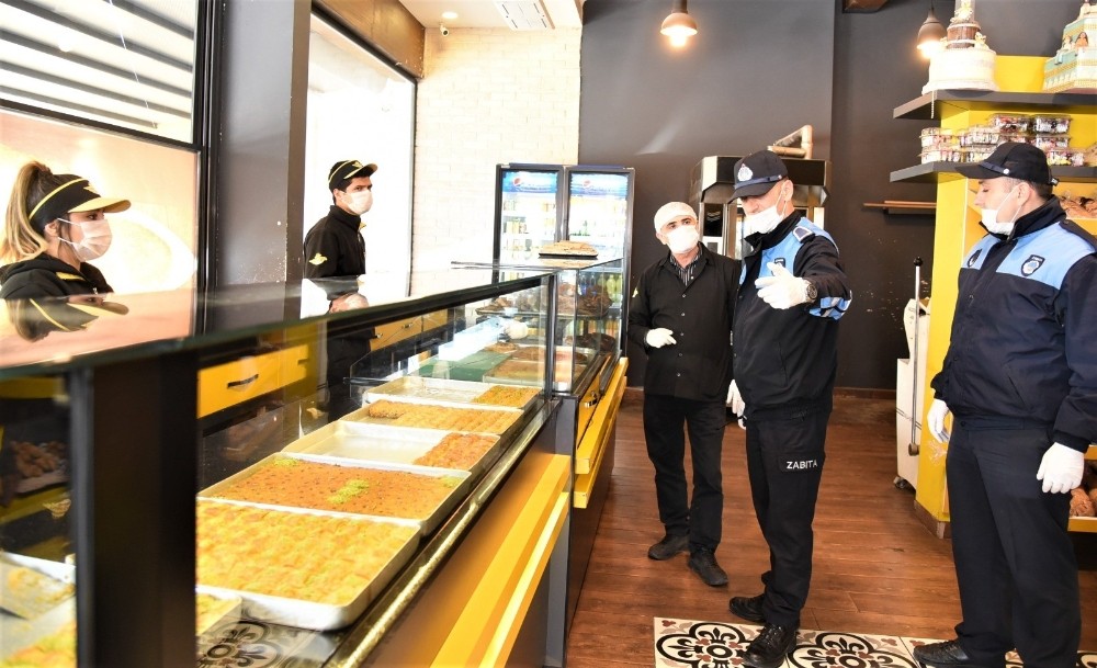 Toroslar’da zabıta fırın ve pastaneleri denetledi 
