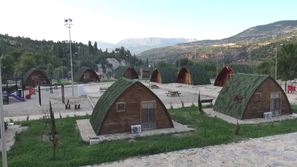 Torosların eteğinde bungalov evlere büyük ilgi 