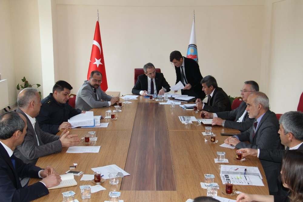 Tosya’da oluşturulan ‘Vefa Sosyal Destek Grubu’ çalışmalarına başladı 