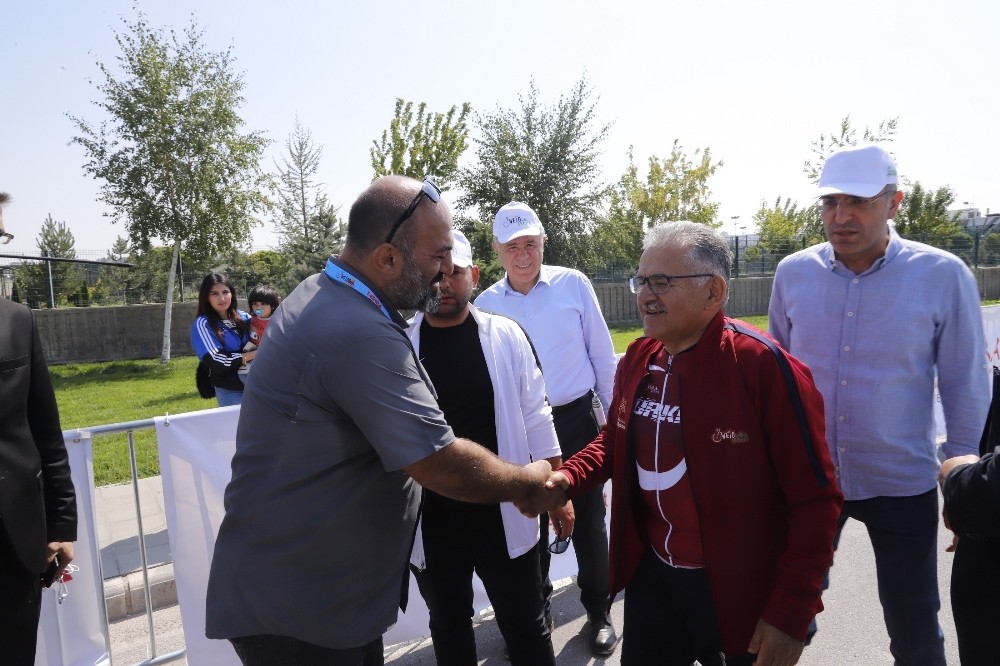 Tour Of Central Anatolia’ya Başkan Büyükkılıç Start Verdi 