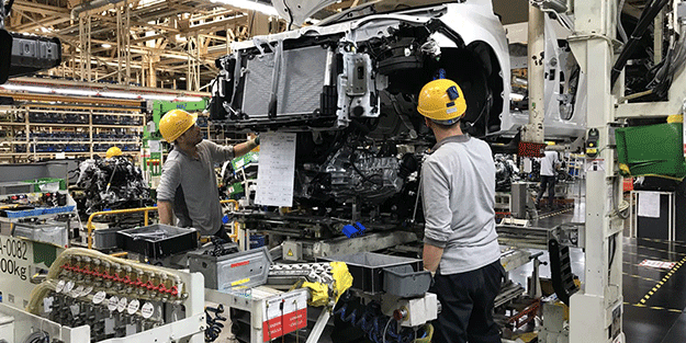 Toyota 4 tesisinin üretimini durduruyor