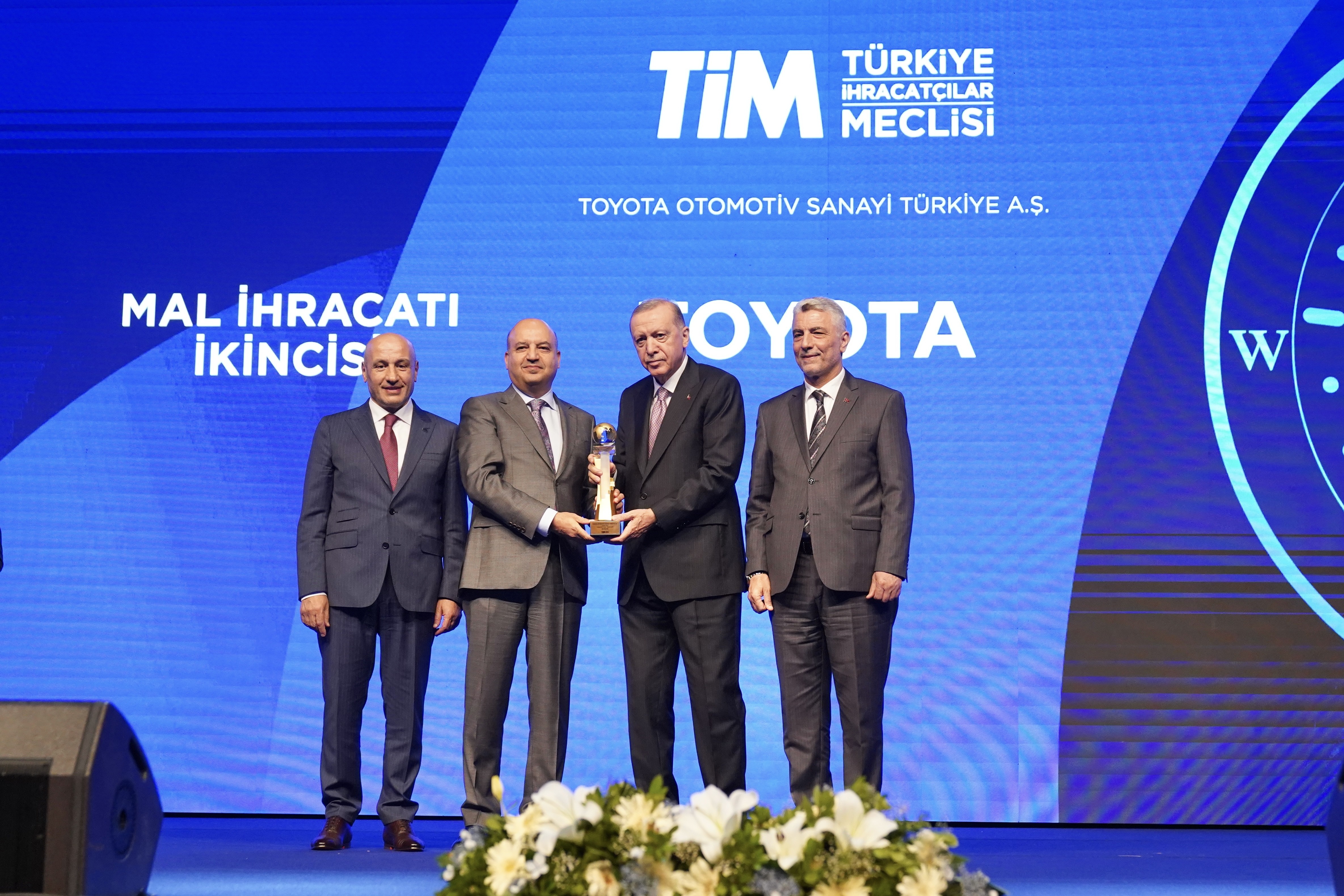 Toyota Otomotiv Sanayi Türkiye’den büyük başarı! Ödülü Başkan Erdoğan verdi!