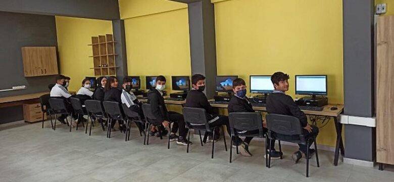 Toyota’dan Sakarya’daki okullara destek