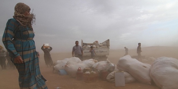 Toz bulutu şehri sardı