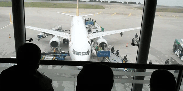 Havalimanında panik! Bomba ihbarı yapıldı... Uçak acil iniş yaptı