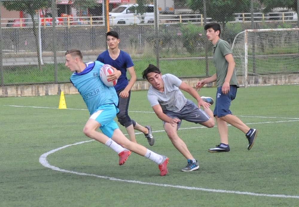 Trabzon rugby sporu ile tanıştı 