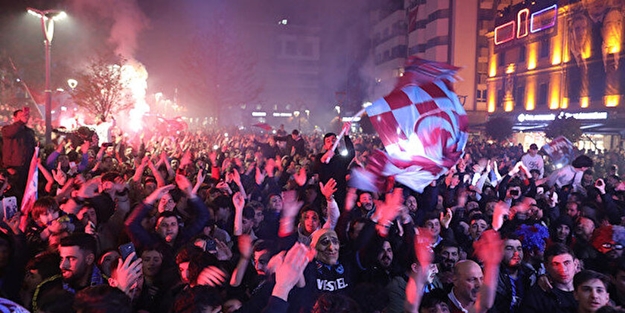 Trabzon'a şampiyonluk akını! Tarih yazılıyor
