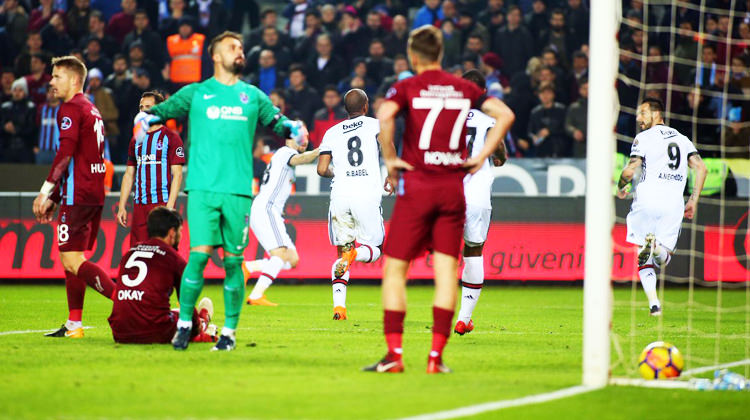 Trabzon'da Babel şov!