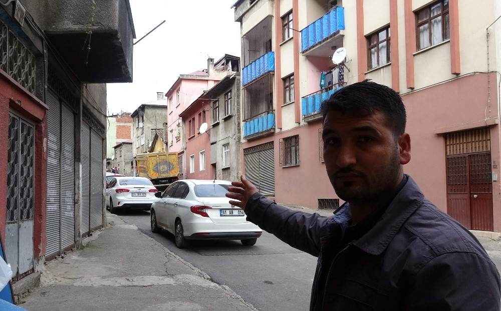 Trabzon’da biri kanser hastası 3 kişiyi yanmaktan son anda Suriyeli Akil kurtardı 