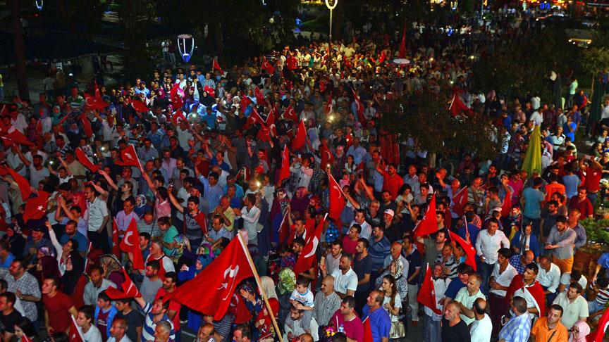 Trabzon'da darbe girişimi protesto edildi