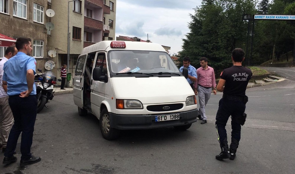 Trabzon’da dolmuşlara ‘öğrenci tarifesi’ denetimi 