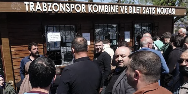 Trabzon'da 'şampiyonluk' biletleri karaborsaya düştü: En ucuzu 30 bin TL!