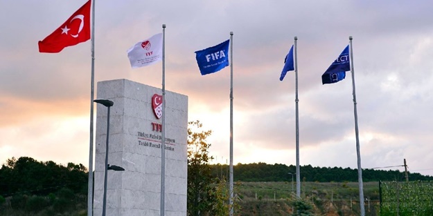 Trabzon'da TFF'ye protesto