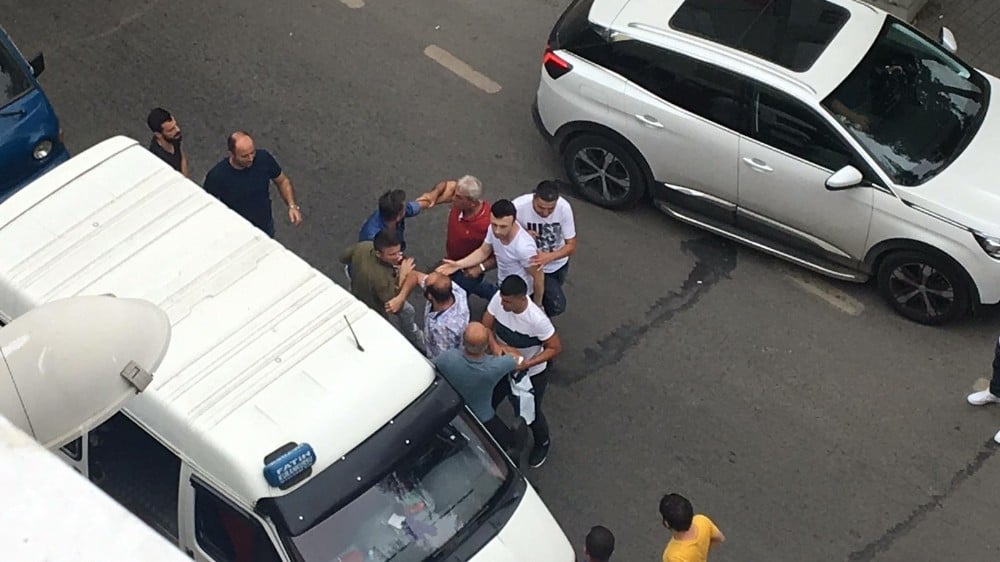 Trabzon’da trafikteki tartışma cep telefonu kameralarına yansıdı 