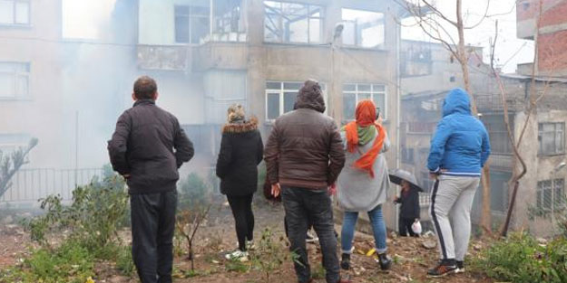 Trabzon'da yangın! 2 daire kullanılamaz hale geldi