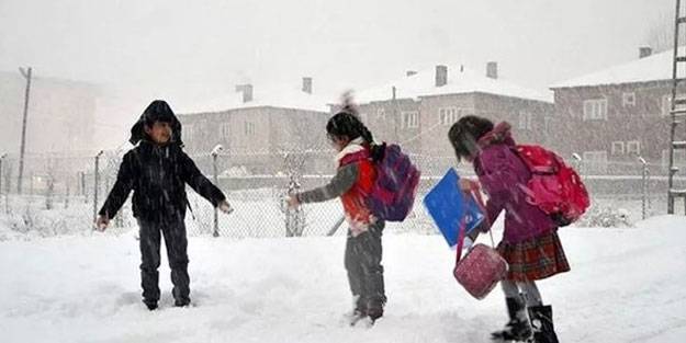 Trabzon’da yarın (21 Mart Pazartesi) okullar tatil mi? Trabzon’da yarın hangi ilçelerde okullar tatil edilir?