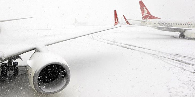 Hava ulaşımına kar engeli! Seferler iptal edildi
