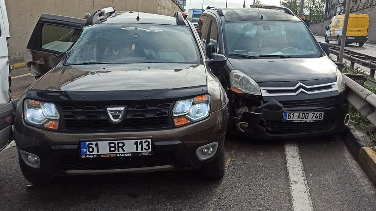 Trabzon'da zincirleme kaza: 25 araç birbirine girdi!