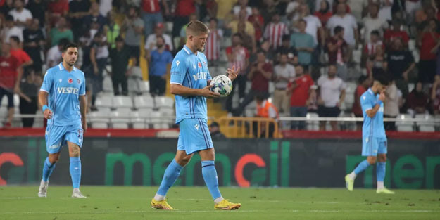 Trabzonspor Antalya'da ağır yara aldı