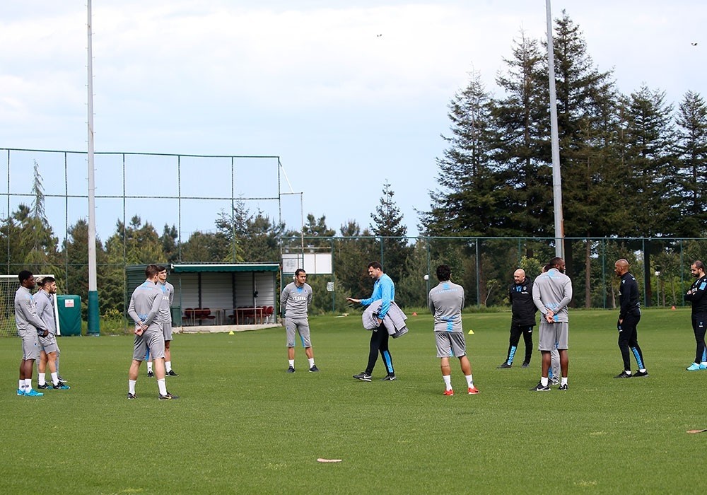 Trabzonspor antrenmanlara başladı 