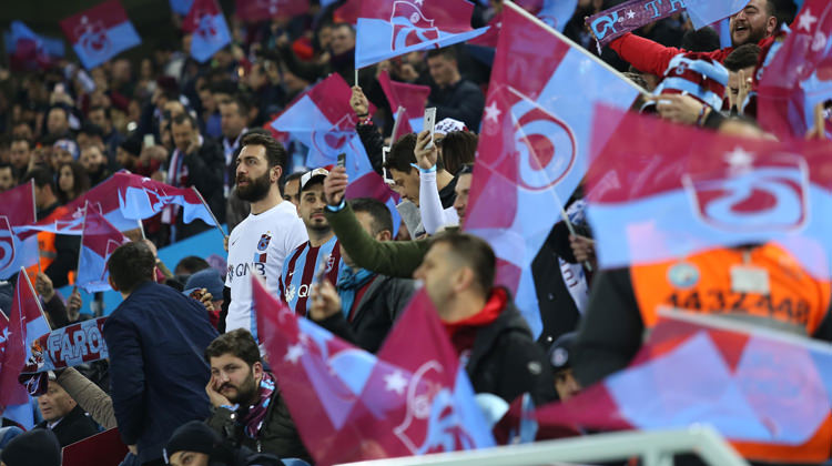 Trabzonspor-Beşiktaş maçı kapalı gişe!