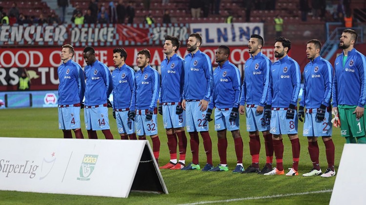 Trabzonspor-Fenerbahçe maçıyla açıldı ve kapandı!