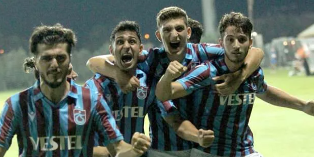 Trabzonspor, Galatasaray'ı devirip şampiyon oldu!