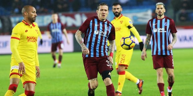 Trabzonspor-Göztepe maçında 11'ler belli oldu