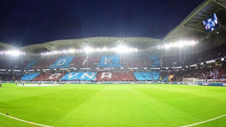 Trabzonspor, hem seyirci hem de gelir rekoru kırdı