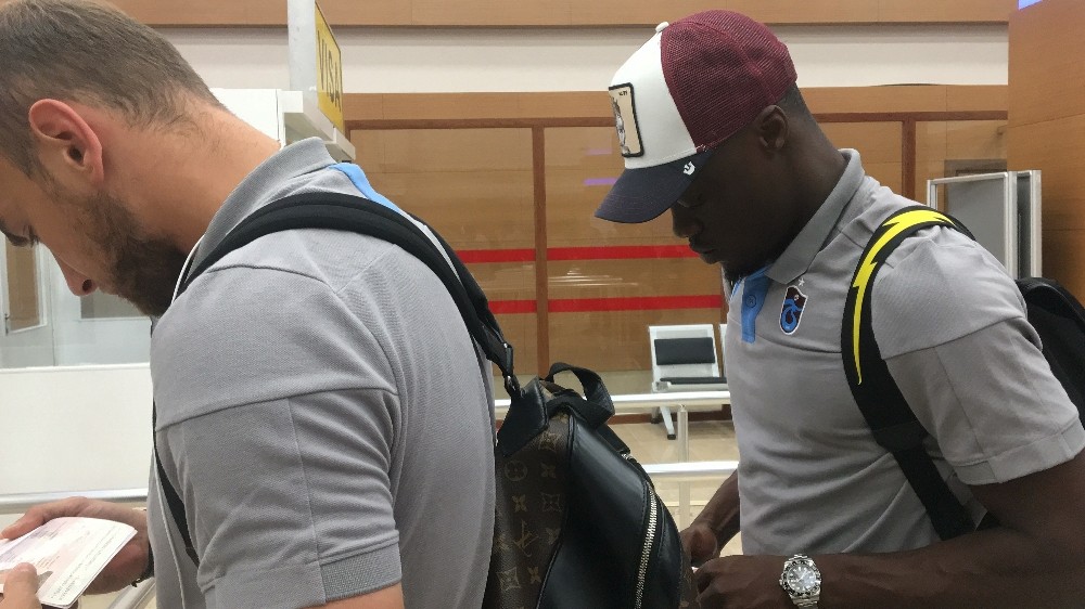 Trabzonspor kafilesi Trabzon’a döndü 