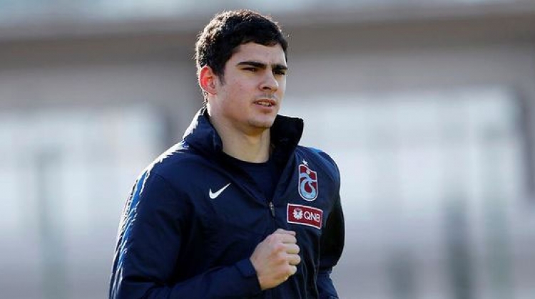 Trabzonspor KAP'a bildirdi! Kiralık gitti...