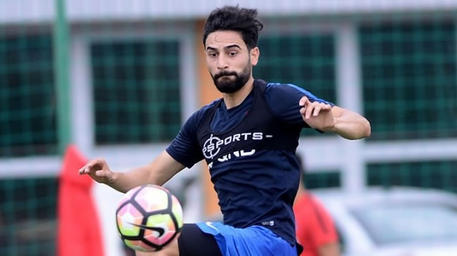 Trabzonspor Mehmet Ekici'nin ismini TFF'ye bildirdi