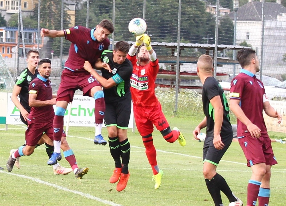 Trabzonspor oynadığı ilk hazırlık maçında golsüz berabere kaldı 