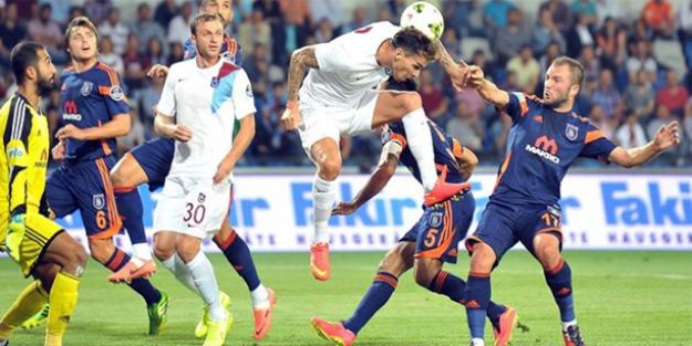 Trabzonspor puanı zor kurtardı!