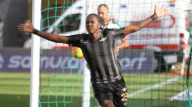 Trabzonspor Rodallega'yla görüşüyor