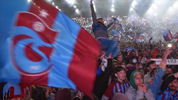 Trabzonspor şampiyonluk kutlaması biletleri ne kadar? Şampiyonluk töreni biletleri şatışa çıktı mı?