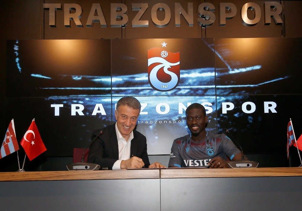 Trabzonspor, Senegalli oyuncu Ndiaye ile sözleşme imzaladı 