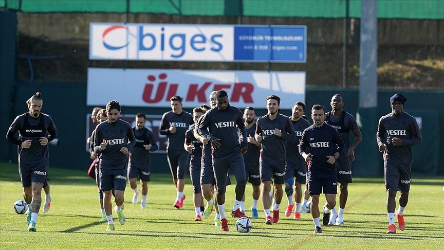 Trabzonspor Süper Lig'de Antalyaspor'a konuk olacak