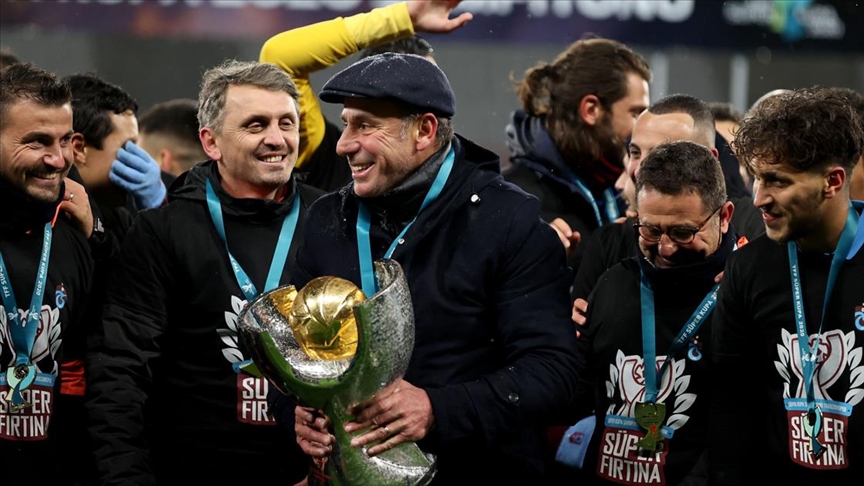 Trabzonspor Teknik Direktörü Avcı: Kupayı Trabzon şehrine, Trabzonspor taraftarına armağan ediyoruz